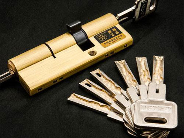 修文24小时上门开锁公司