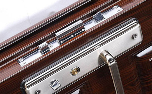 修文24小时上门开锁公司