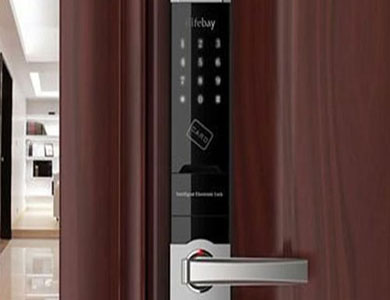 修文24小时上门开锁公司